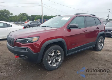 2019 Jeep Cherokee Trailhawk Elite 4X4 from USA, damaged, VIN 1C4PJMBX7KD400422